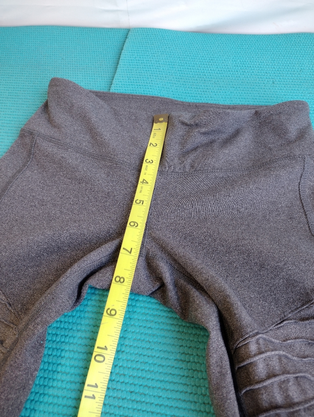 Alo Yoga Low Waist Moto Ribbed Mesh Panel Leggings Gray Size XS - Picture 7 of 13